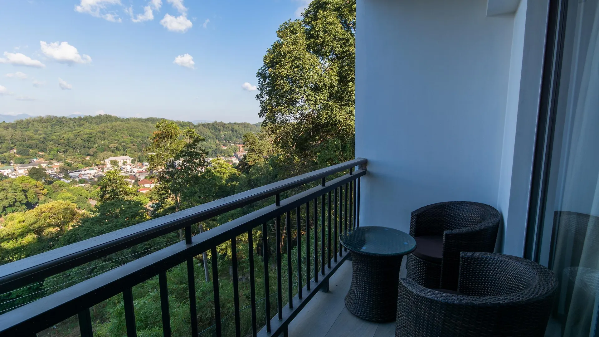 **** Hotel Swiss Residence Kandy Sri Lanka